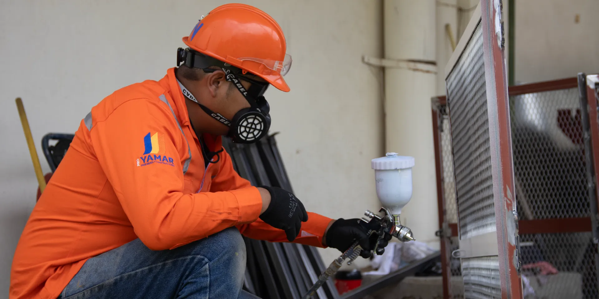 Proyamar-servicios-obras-civil-Aplicacion-de-pintura-01